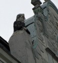 Interesting statue of a man on the roof